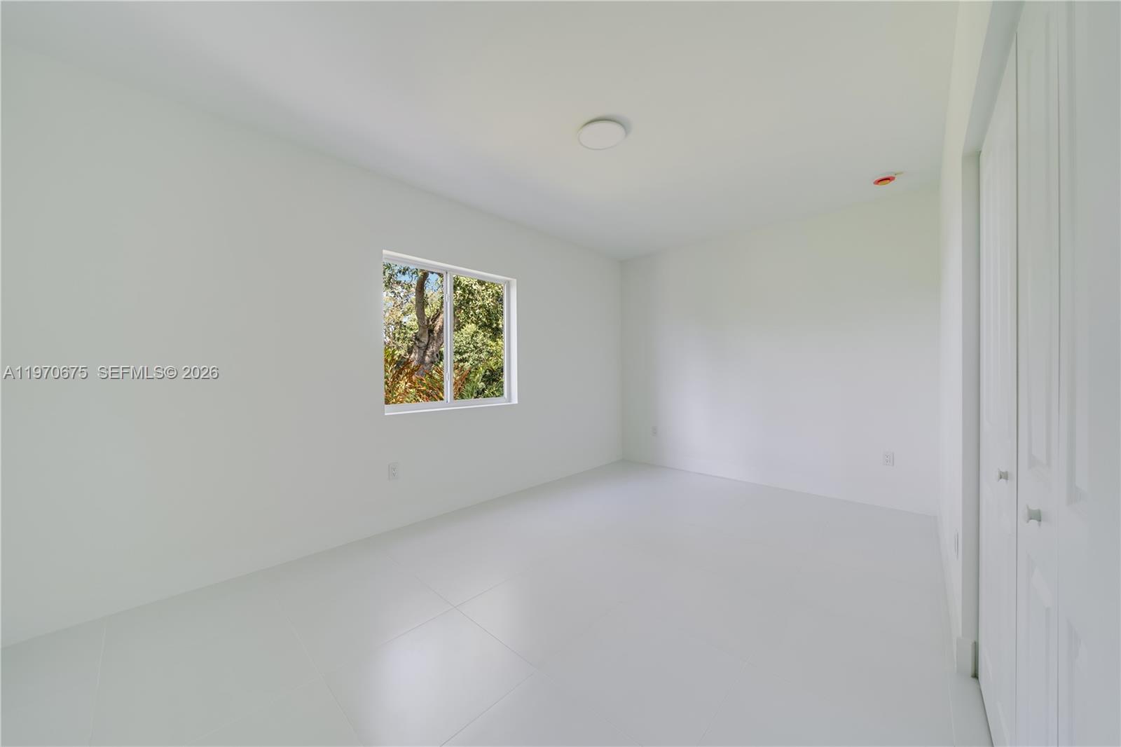 4789 NW 1st St, Miami FL 33126