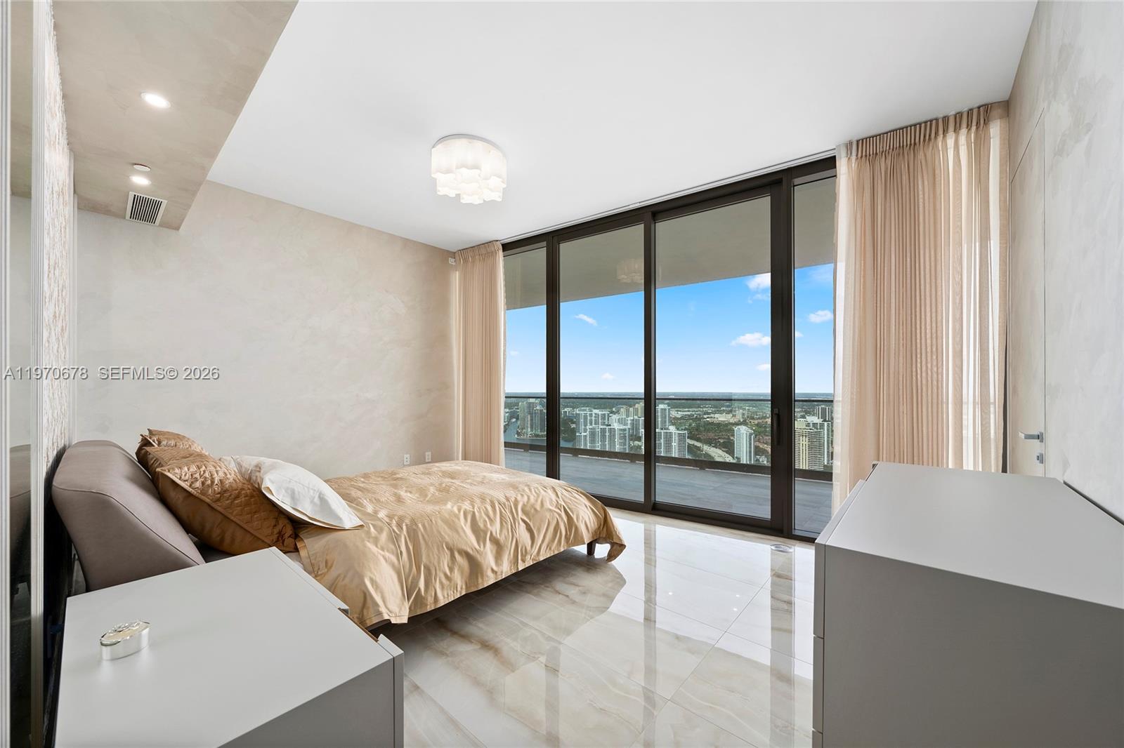 18975 Collins Ave #4505, Sunny Isles Beach FL 33160