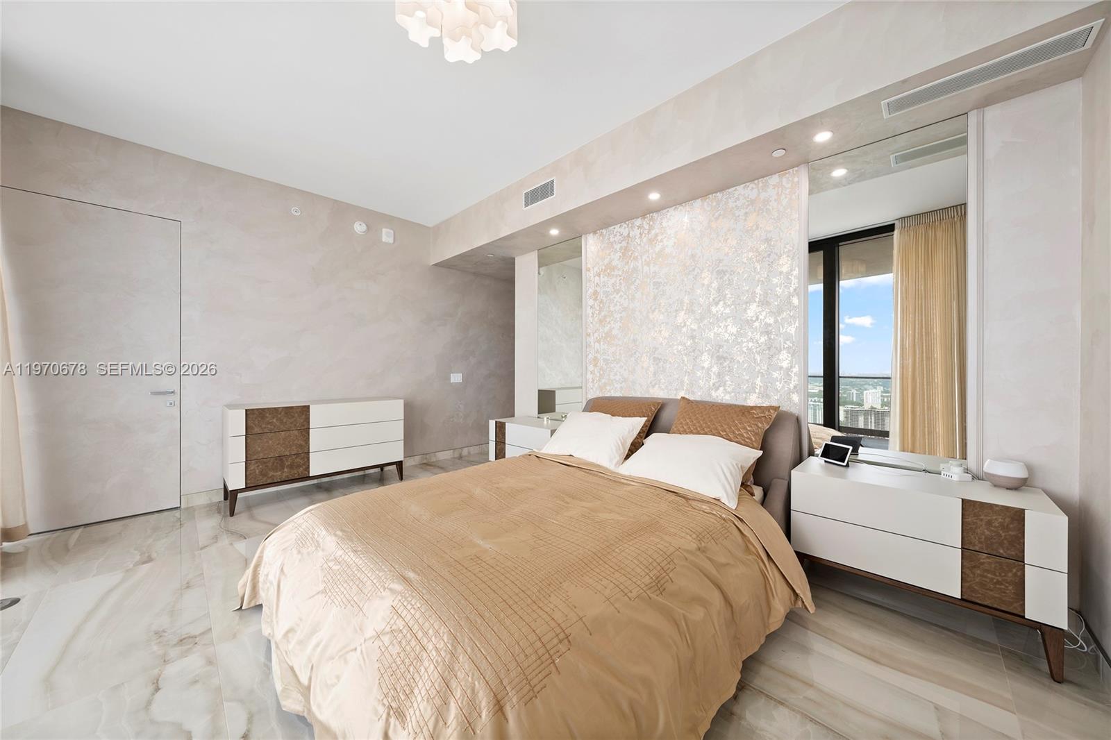 18975 Collins Ave #4505, Sunny Isles Beach FL 33160