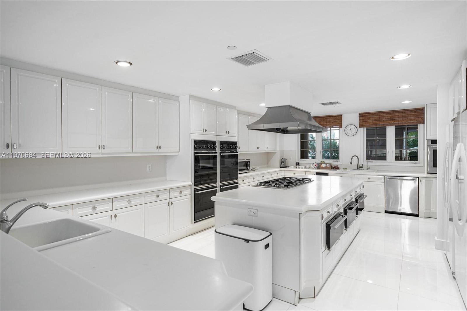 5322 Fisher Island Dr #5322, Miami Beach FL 33109