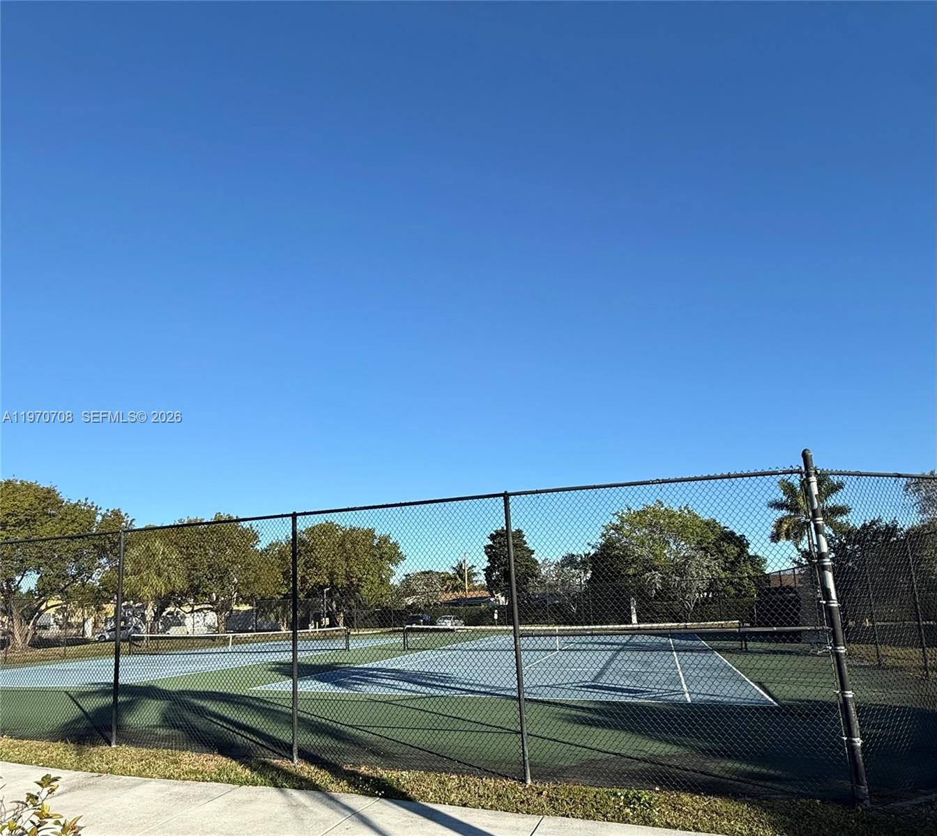 201 Lake Pointe Dr #202, Oakland Park FL 33309
