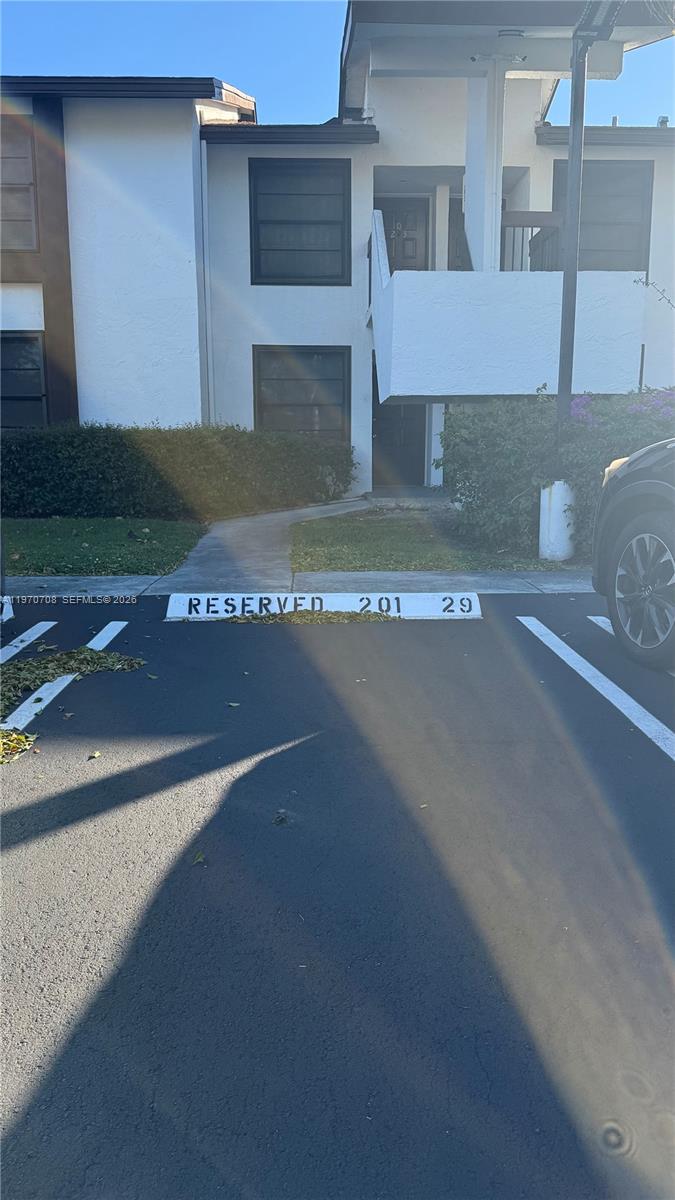 201 Lake Pointe Dr #202, Oakland Park FL 33309
