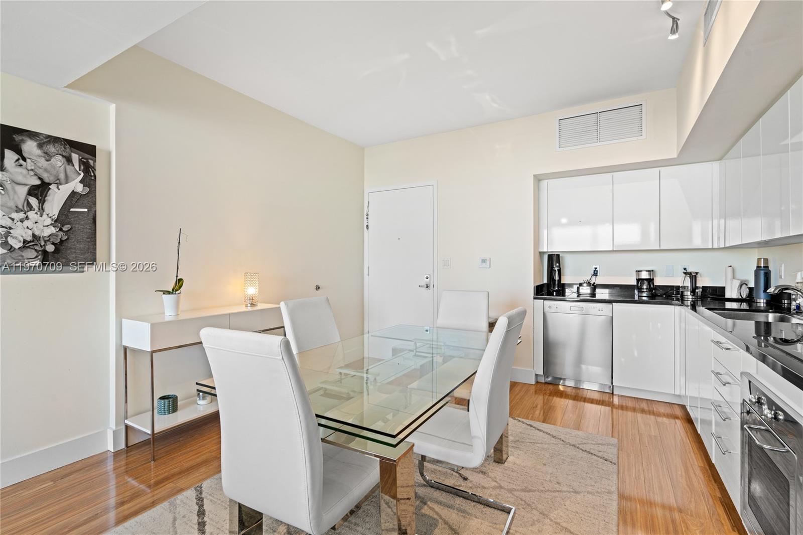 92 SW 3rd St #3409, Miami FL 33130