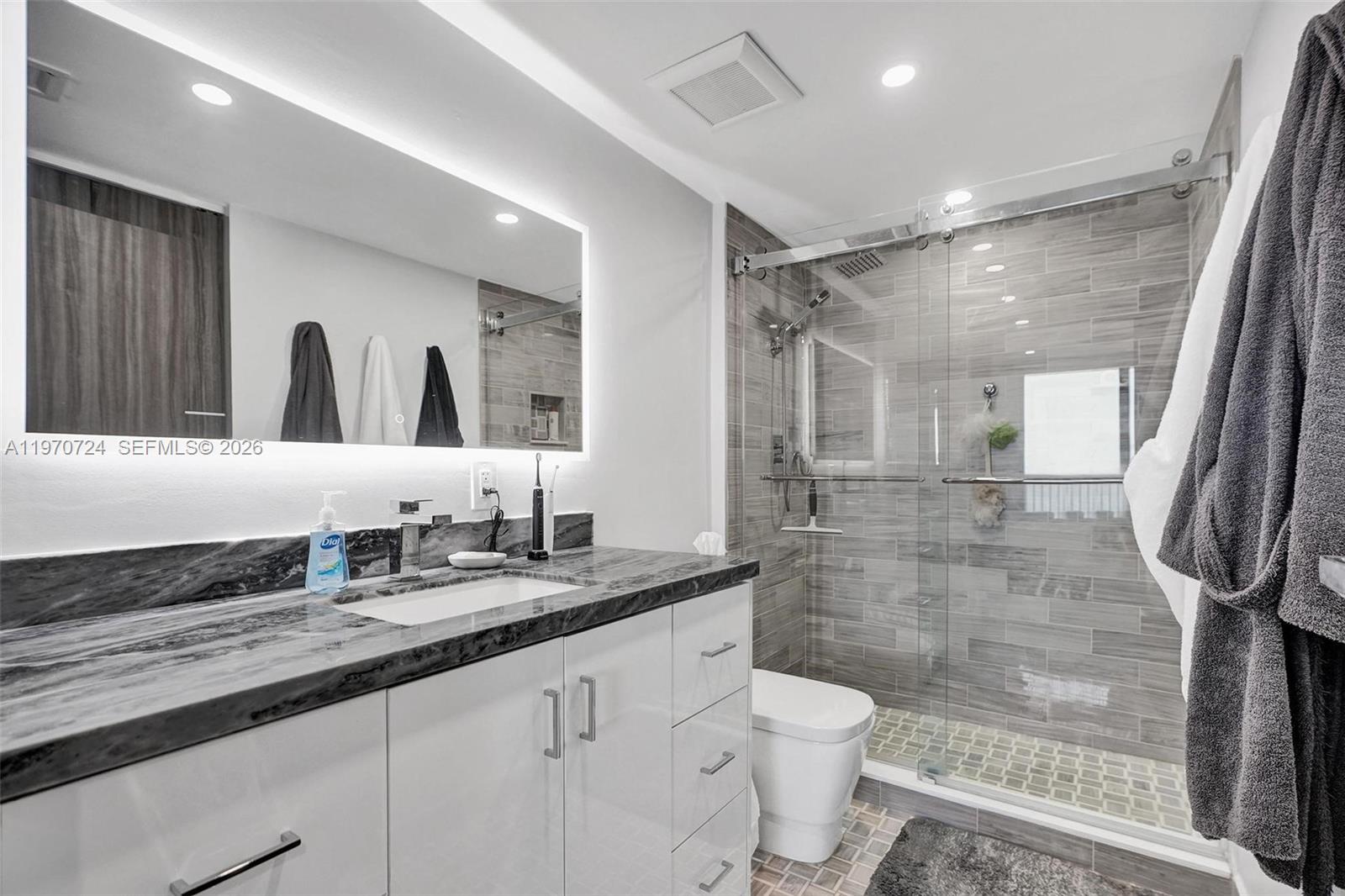 3031 N Ocean Blvd #1906, Fort Lauderdale FL 33308