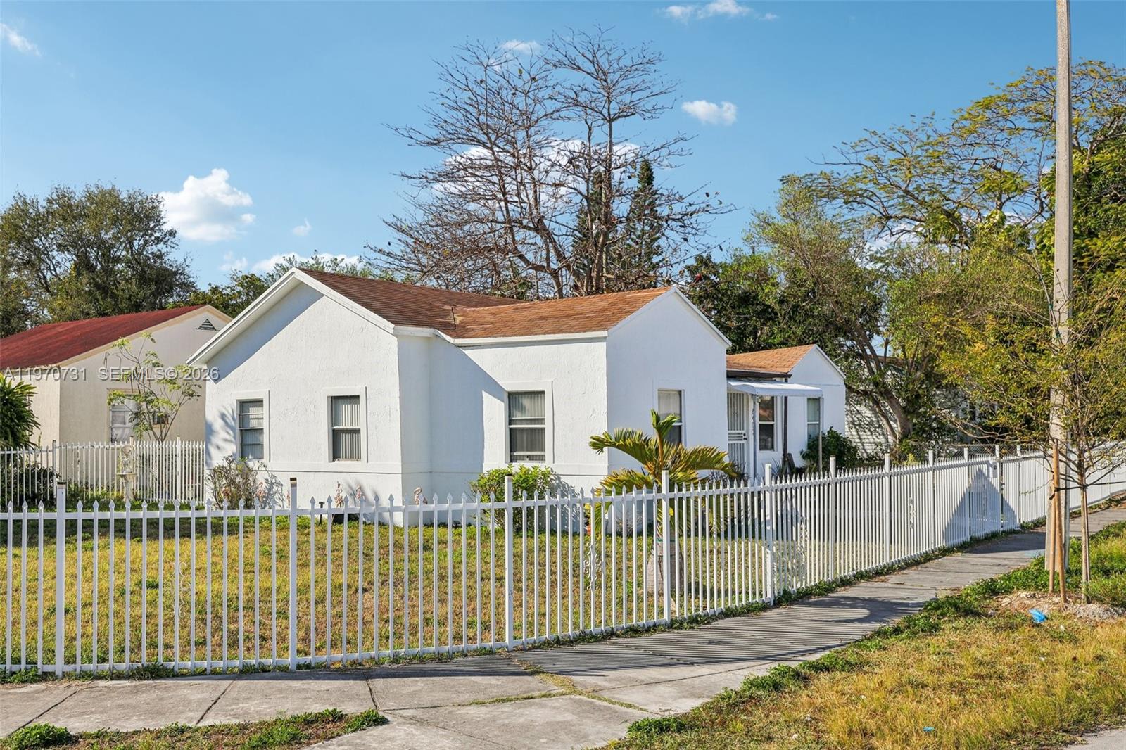 6402 NW 8th Ave, Miami FL 33150