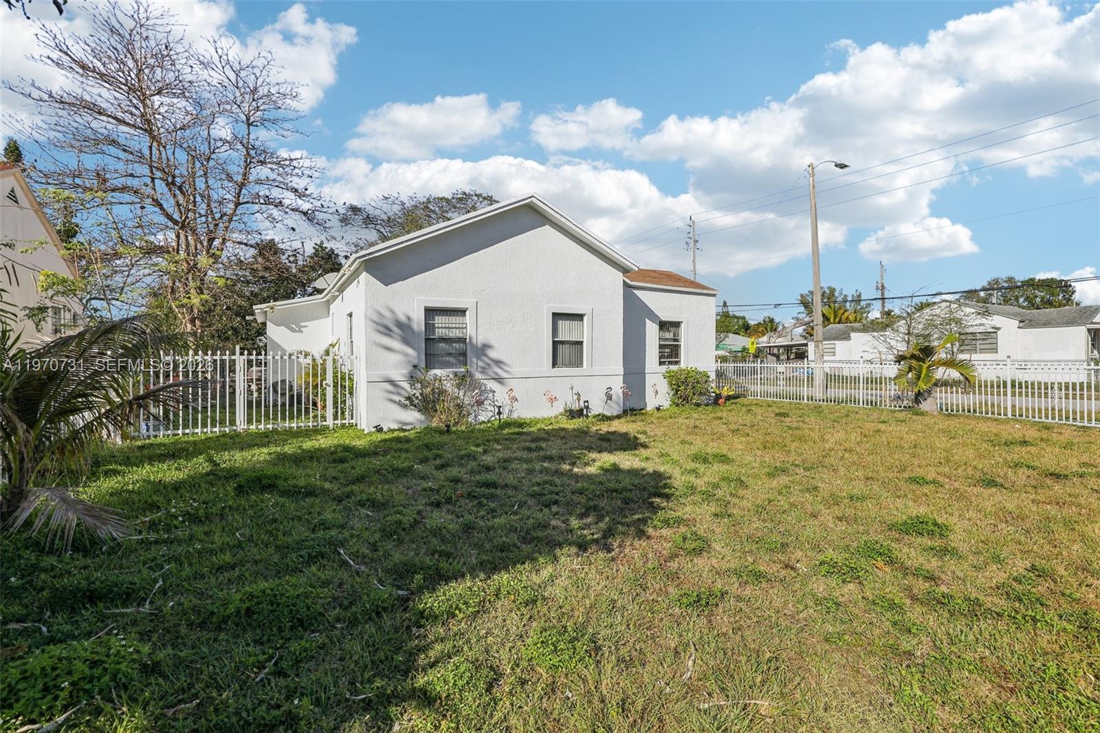 6402 NW 8th Ave, Miami FL 33150