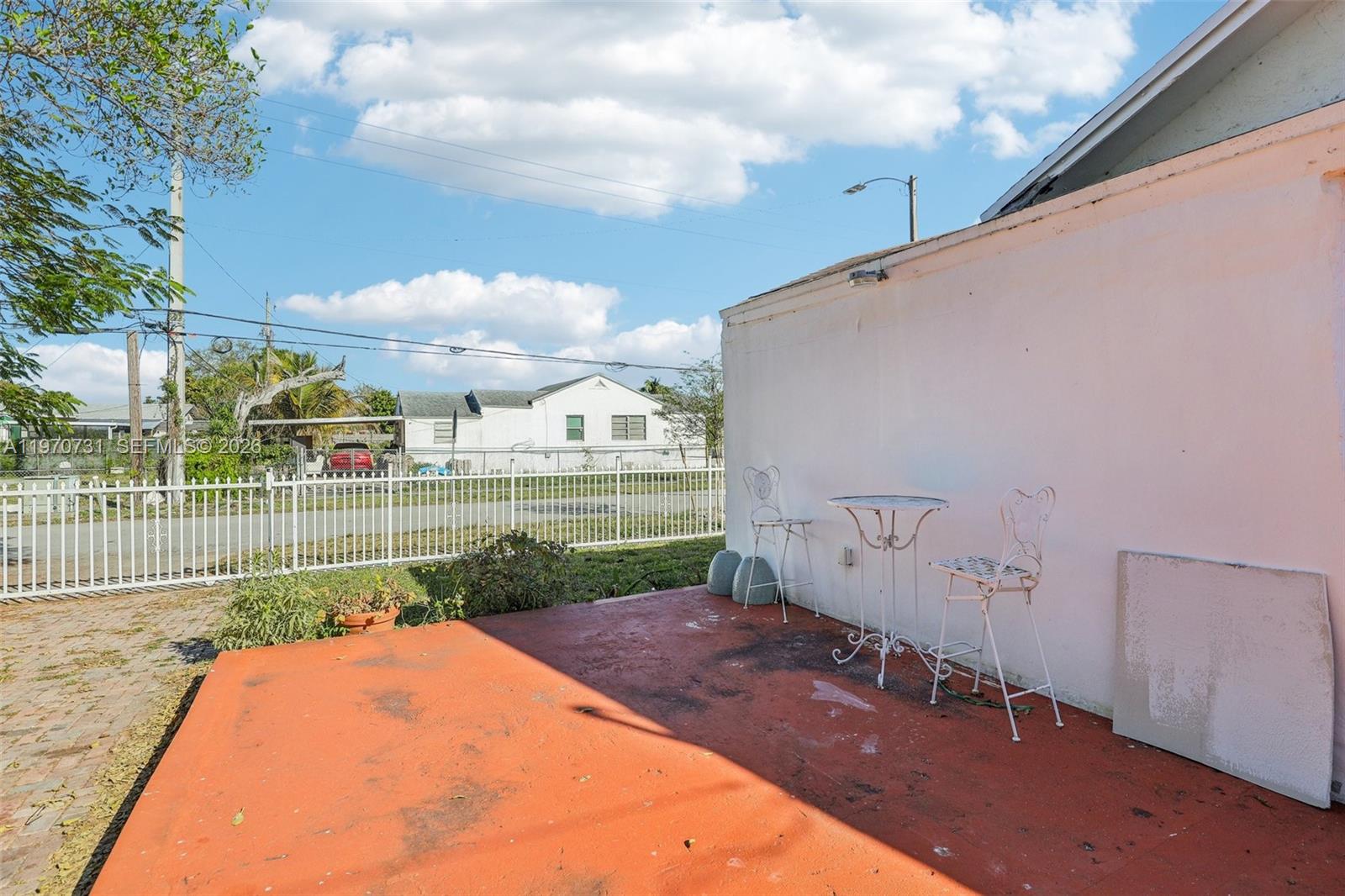 6402 NW 8th Ave, Miami FL 33150