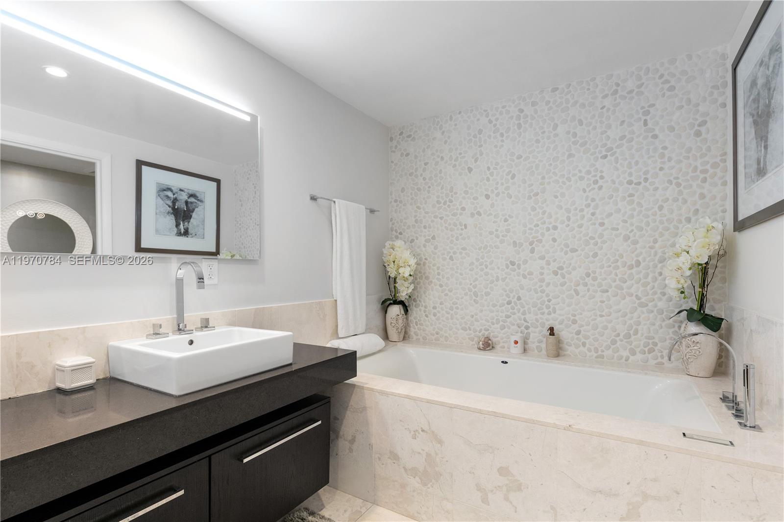 17121 Collins Ave #2905, Sunny Isles Beach FL 33160
