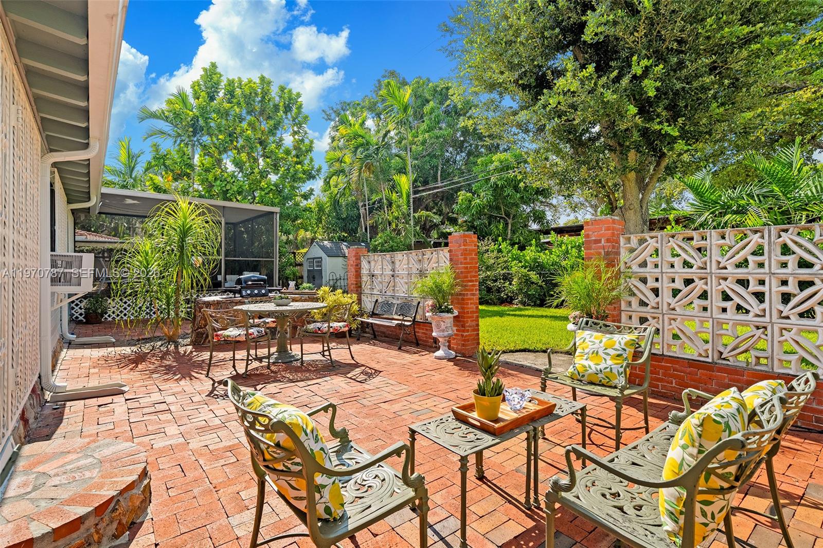 430 NE 52nd Ter, Miami FL 33137