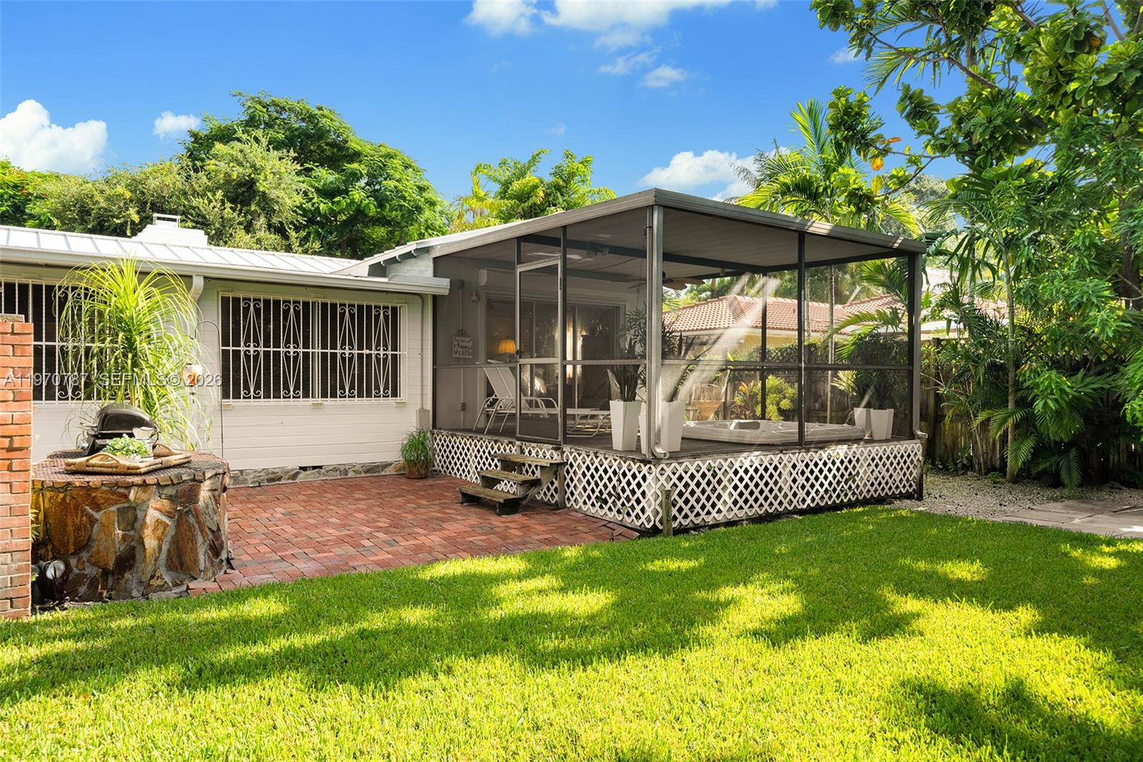 430 NE 52nd Ter, Miami FL 33137
