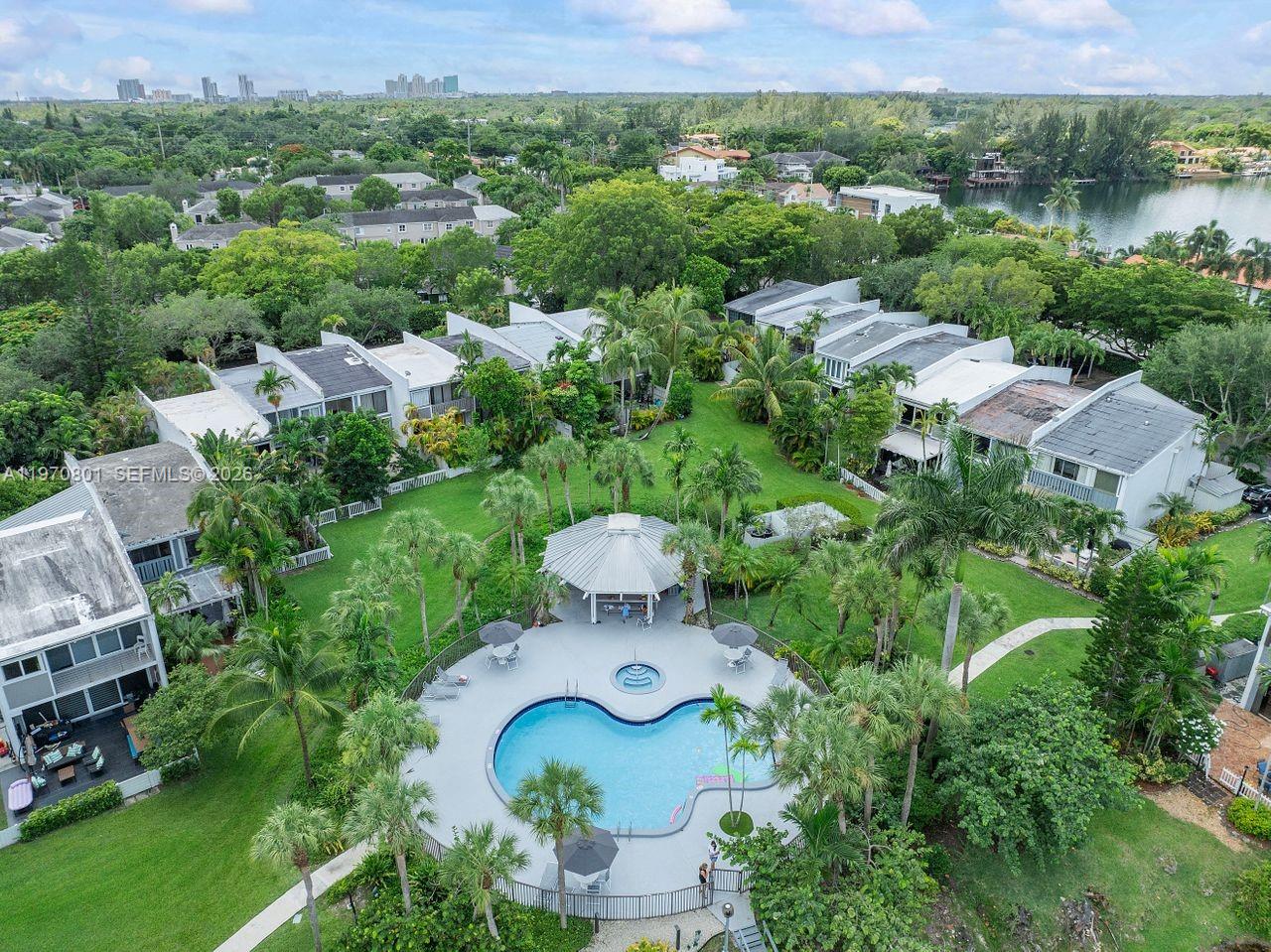 4905 SW 71st Pl, Miami FL 33155