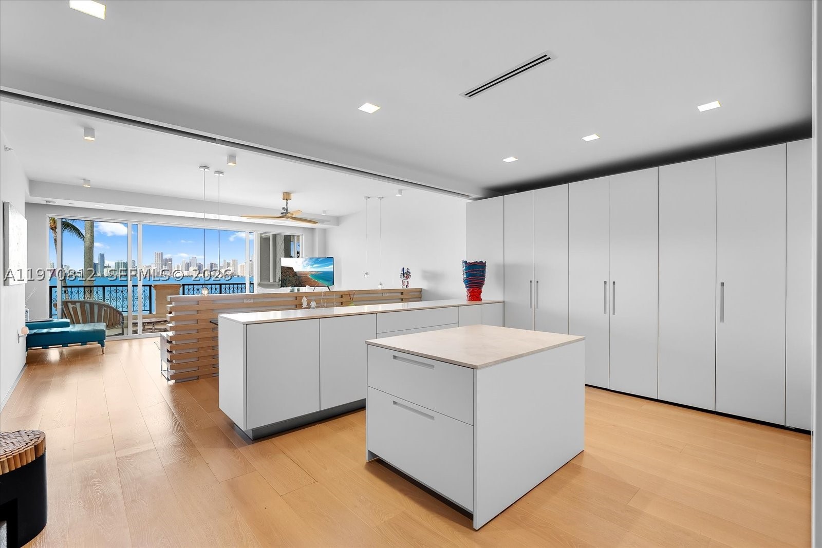 4921 Fisher Island Dr #4921, Miami Beach FL 33109