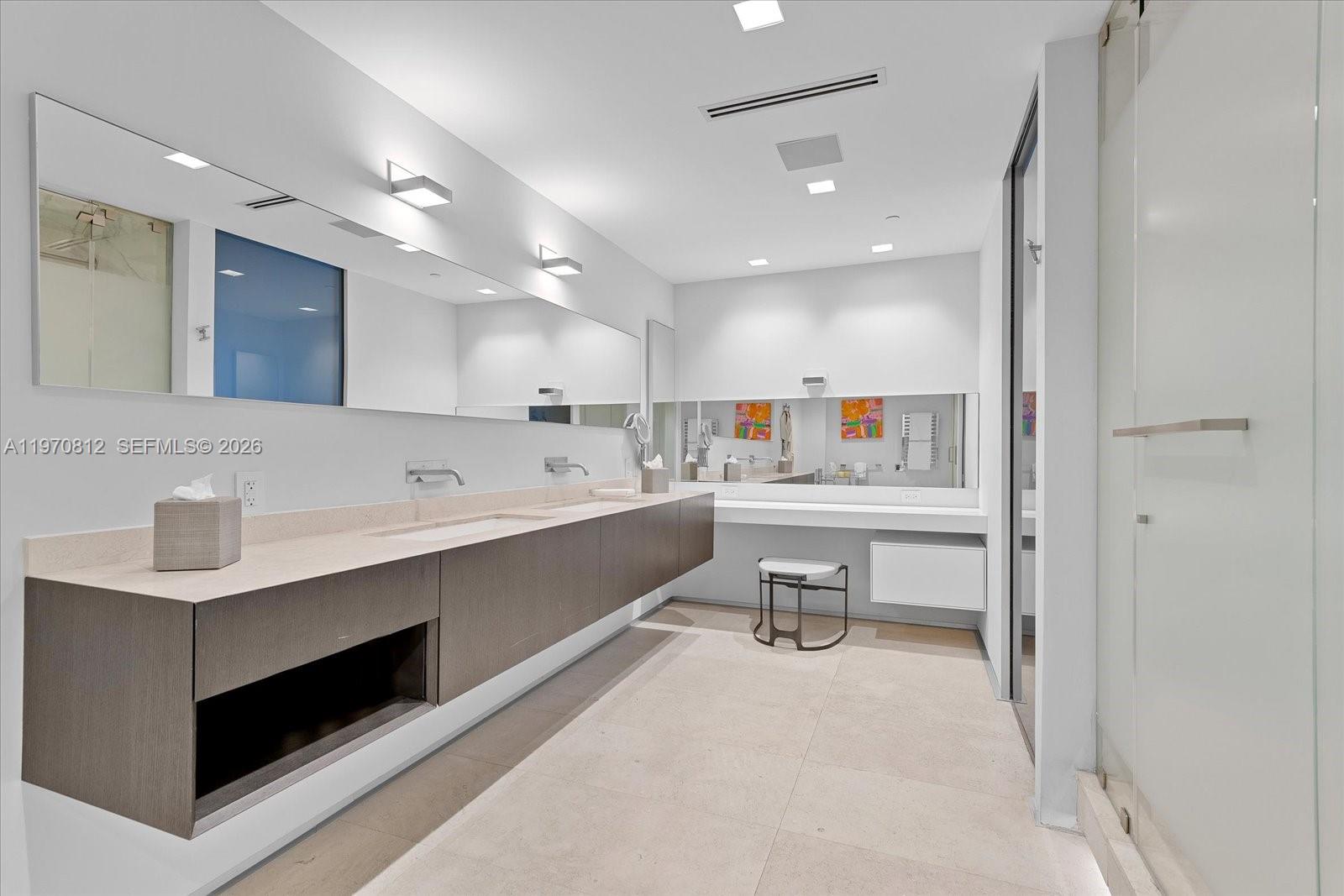 4921 Fisher Island Dr #4921, Miami Beach FL 33109