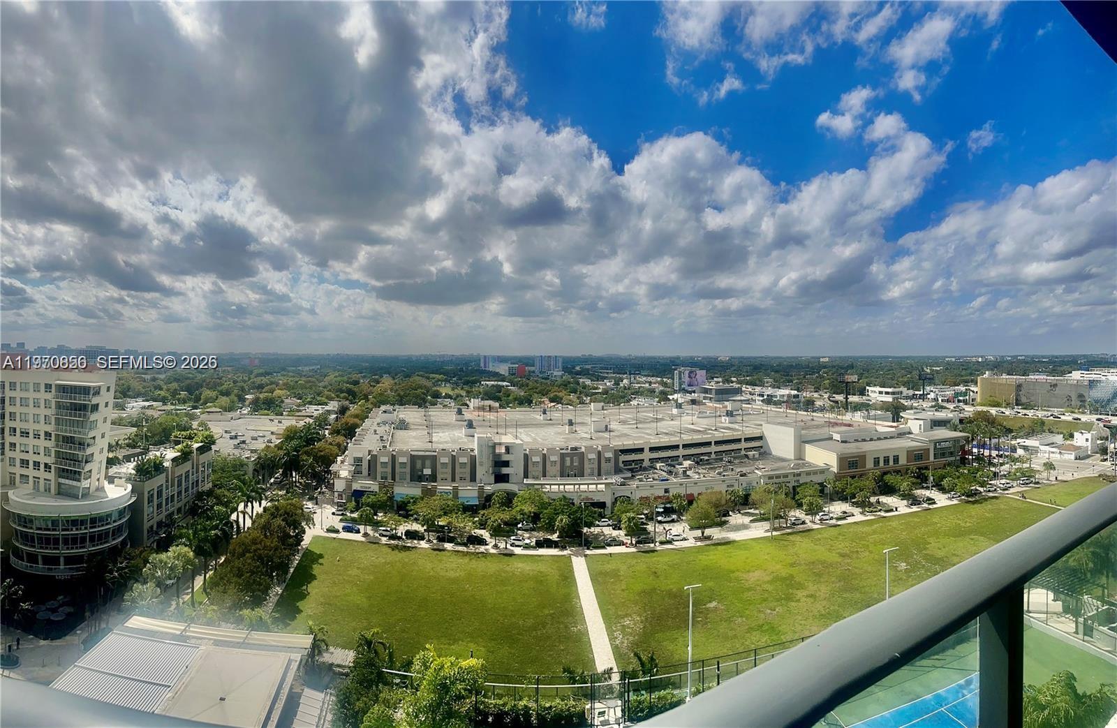 121 NE 34th St #1416, Miami FL 33137