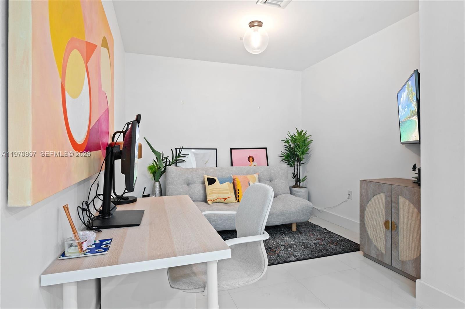 900 Biscayne Blvd #3110, Miami FL 33132
