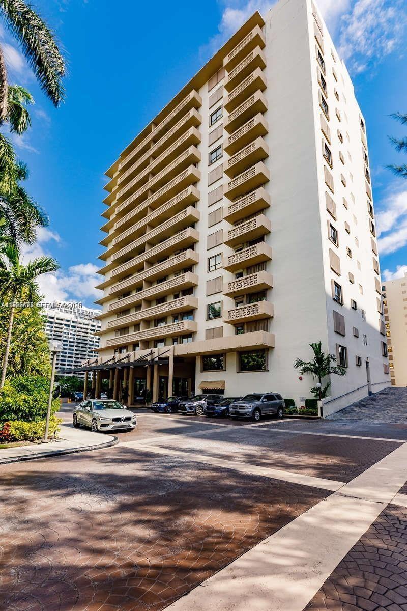 Bal Harbour FL 33154 - A11970873