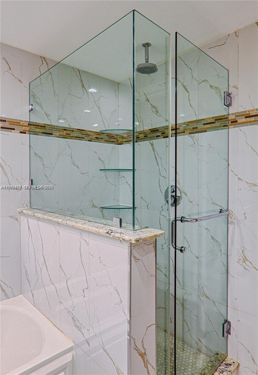 Bal Harbour FL 33154 - A11970873