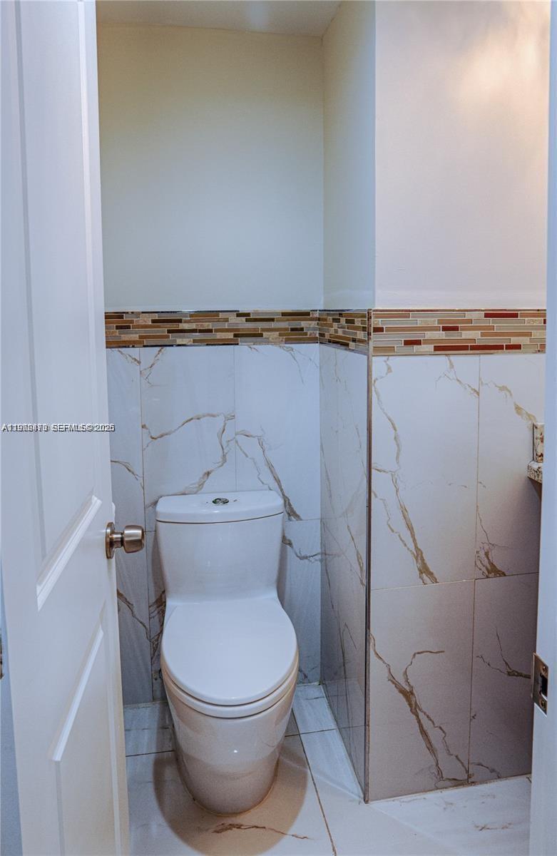 Bal Harbour FL 33154 - A11970873