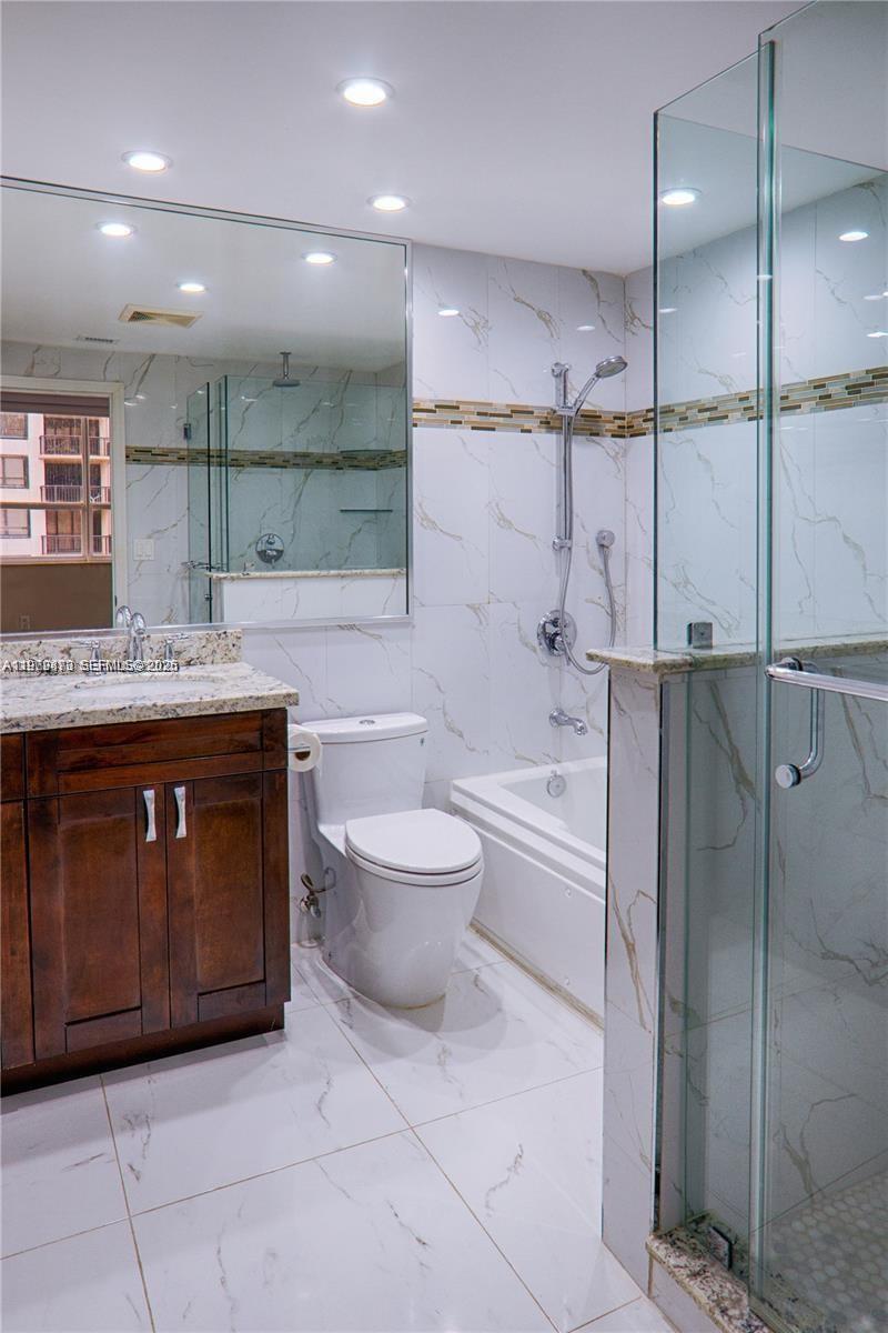Bal Harbour FL 33154 - A11970873