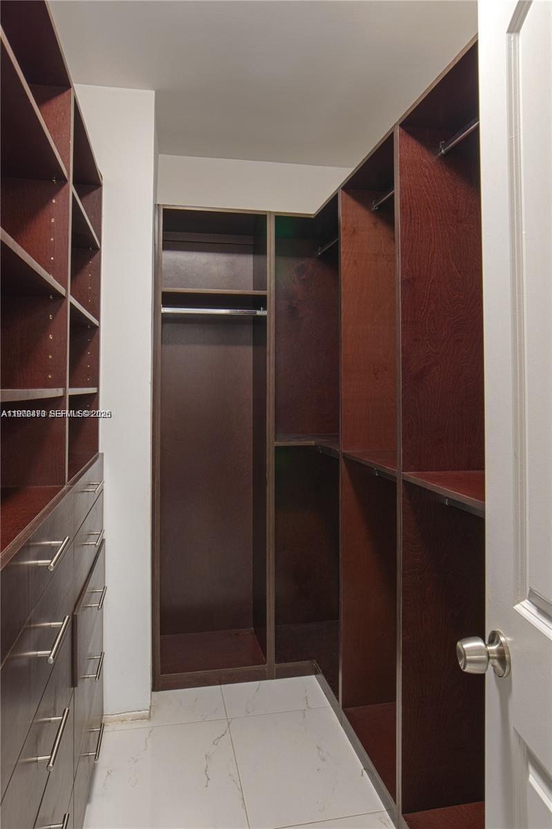 Bal Harbour FL 33154 - A11970873