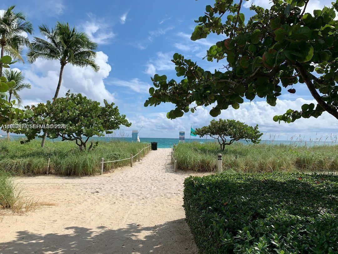 Bal Harbour FL 33154 - A11970873