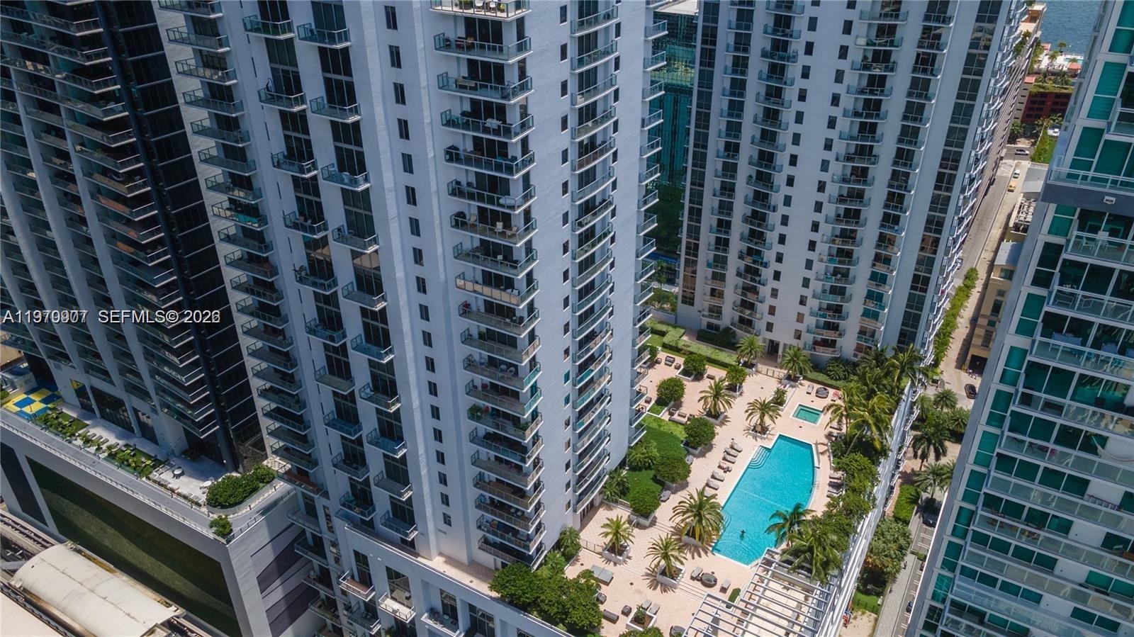 1060 Brickell Ave #1605, Miami FL 33131