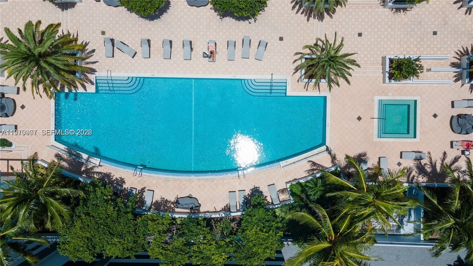 1060 Brickell Ave #1605, Miami FL 33131