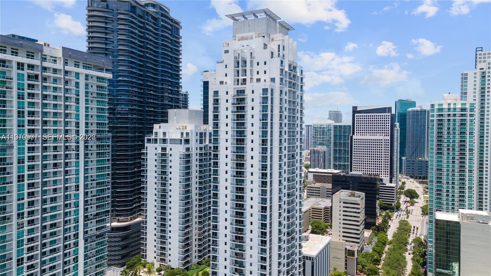 1060 Brickell Ave #1605, Miami FL 33131