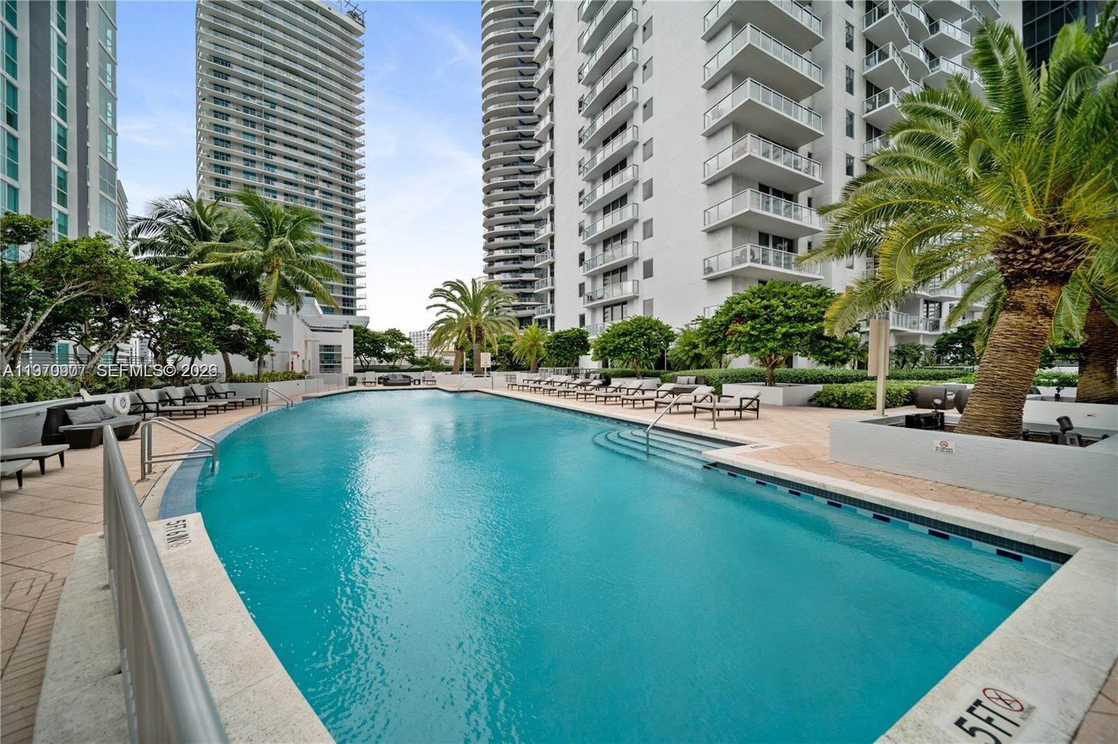 1060 Brickell Ave #1605, Miami FL 33131