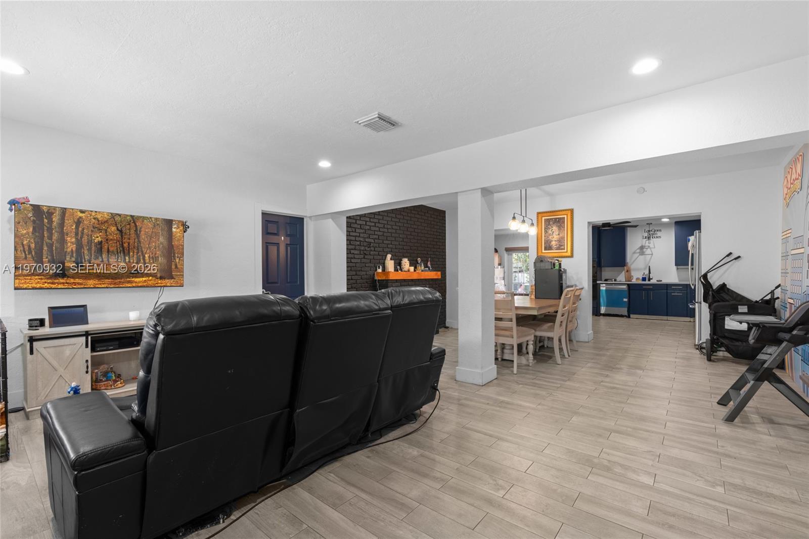 700 SW 44th Pl, Miami FL 33134