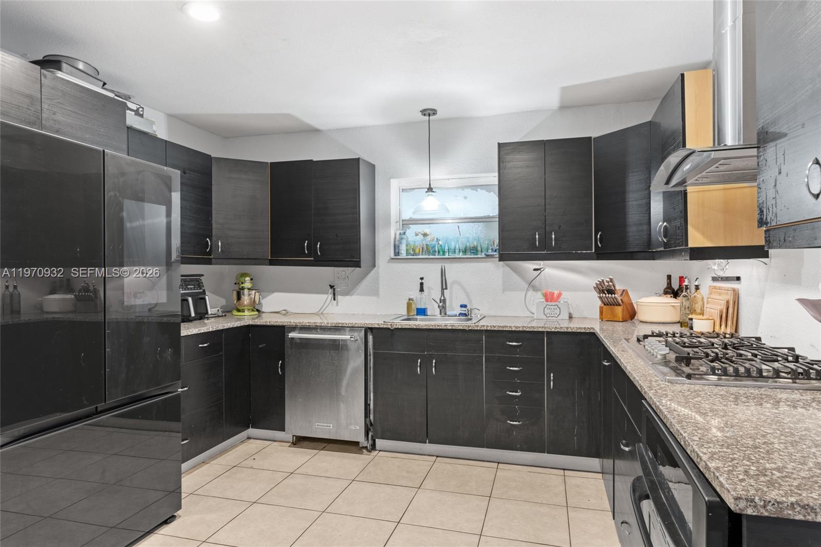700 SW 44th Pl, Miami FL 33134