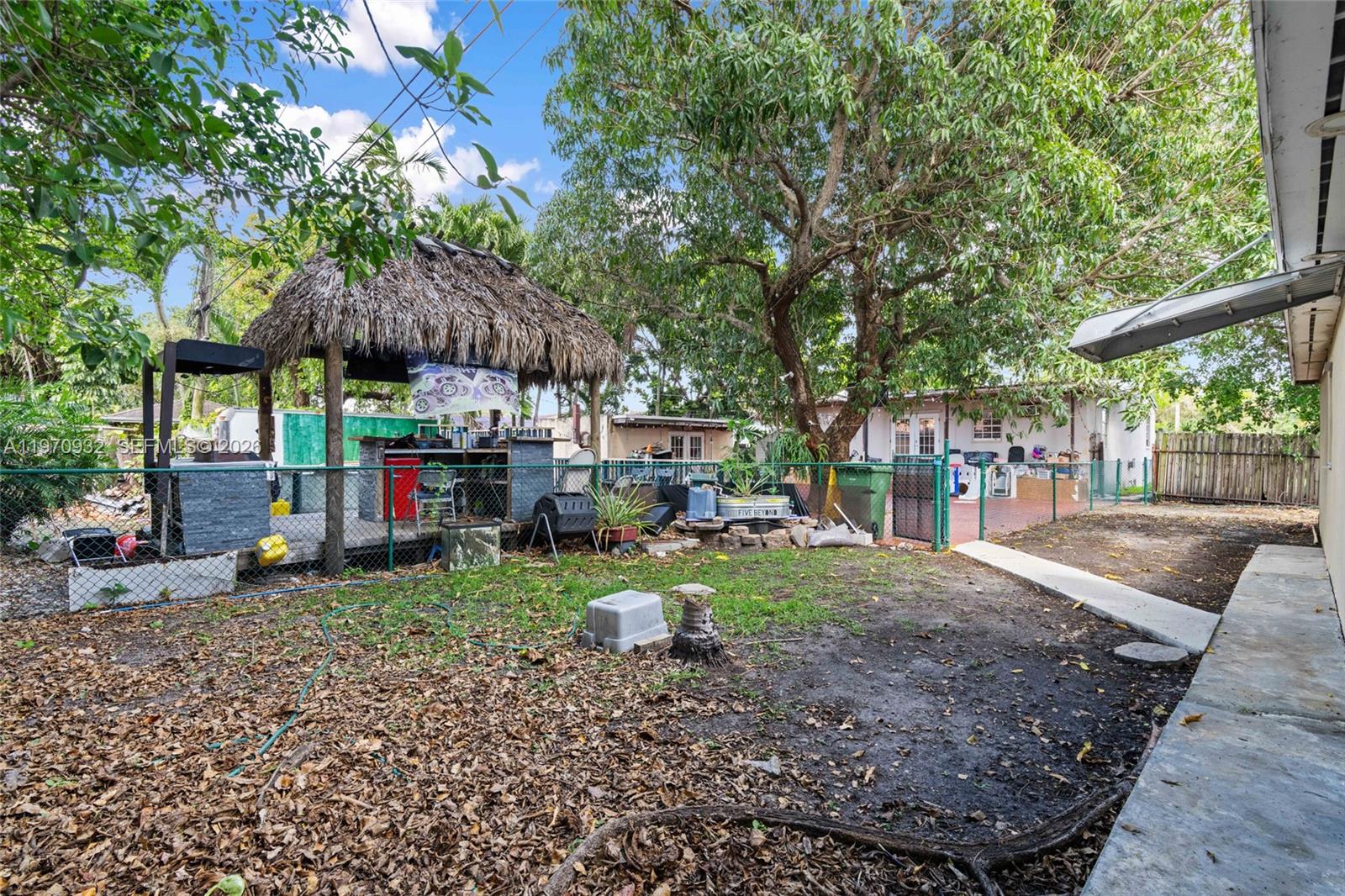 700 SW 44th Pl, Miami FL 33134