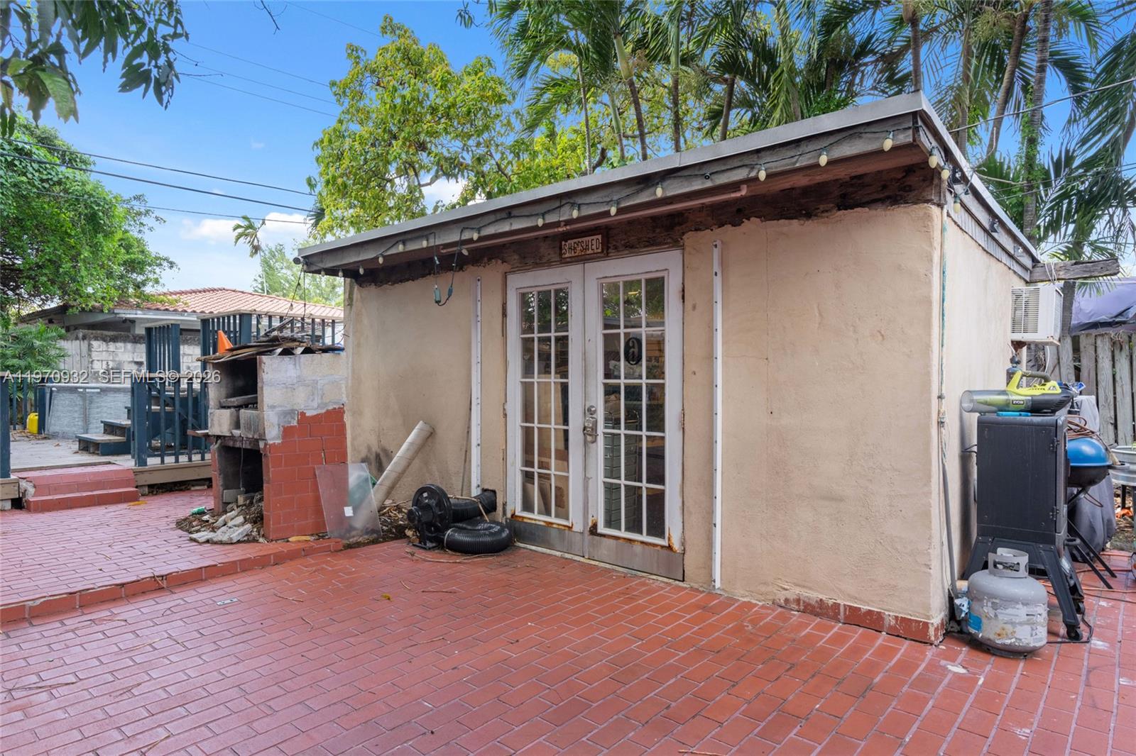 700 SW 44th Pl, Miami FL 33134