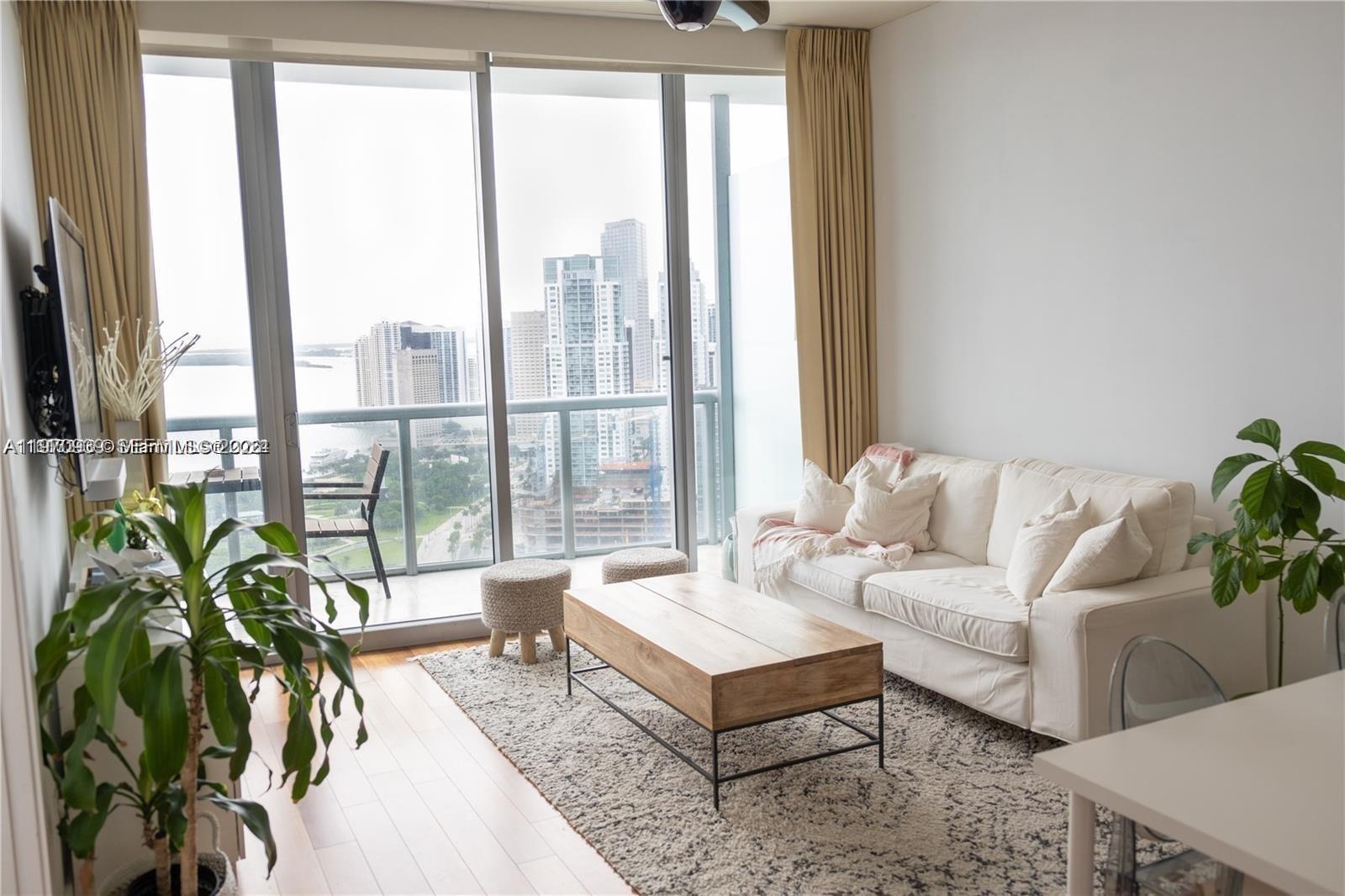 888 Biscayne Blvd #4503, Miami FL 33132