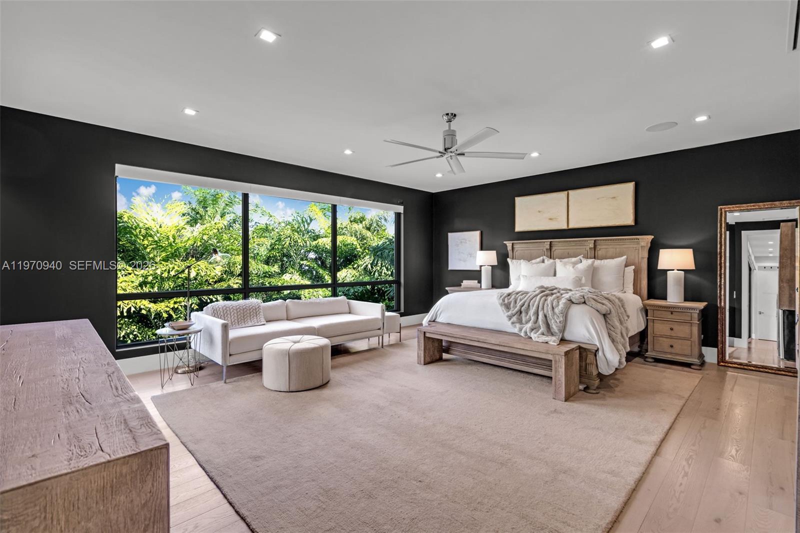 225 NE 3rd St, Boca Raton FL 33432
