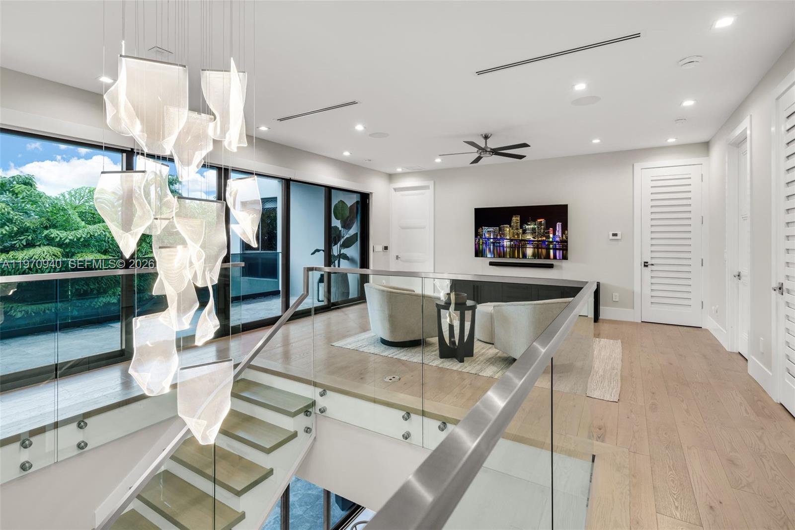 225 NE 3rd St, Boca Raton FL 33432