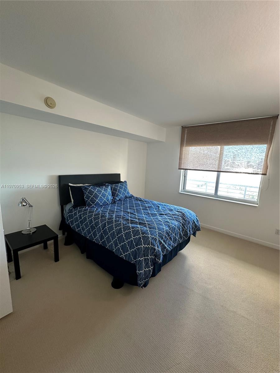 325 S Biscayne Blvd #2016, Miami FL 33131