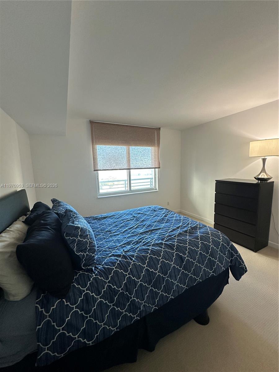 325 S Biscayne Blvd #2016, Miami FL 33131