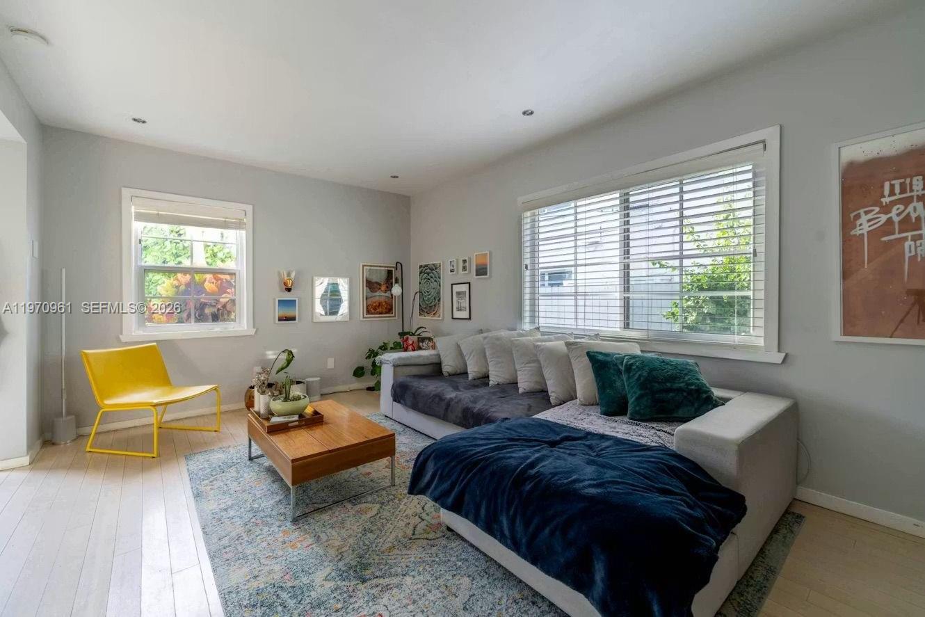 1061 Michigan Ave #4, Miami Beach FL 33139