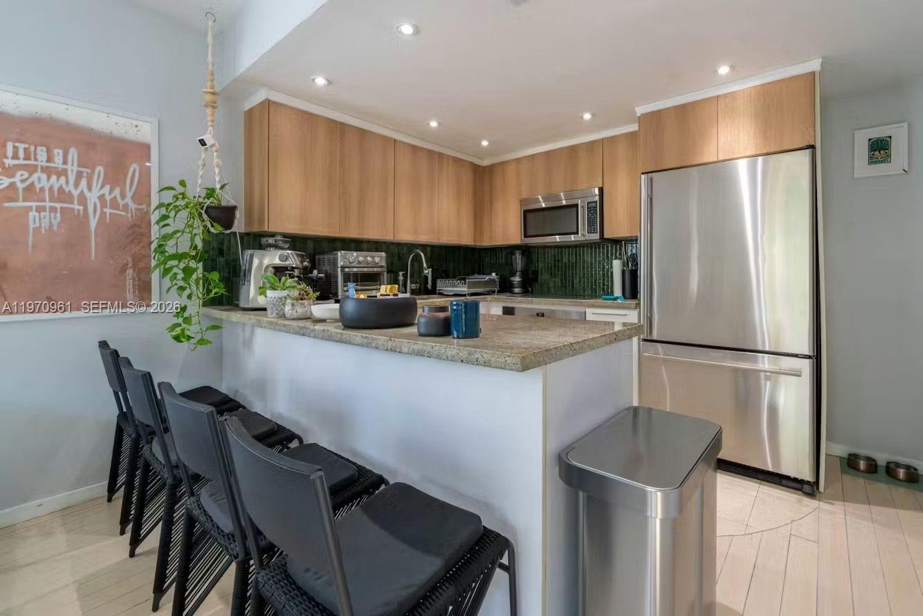 1061 Michigan Ave #4, Miami Beach FL 33139