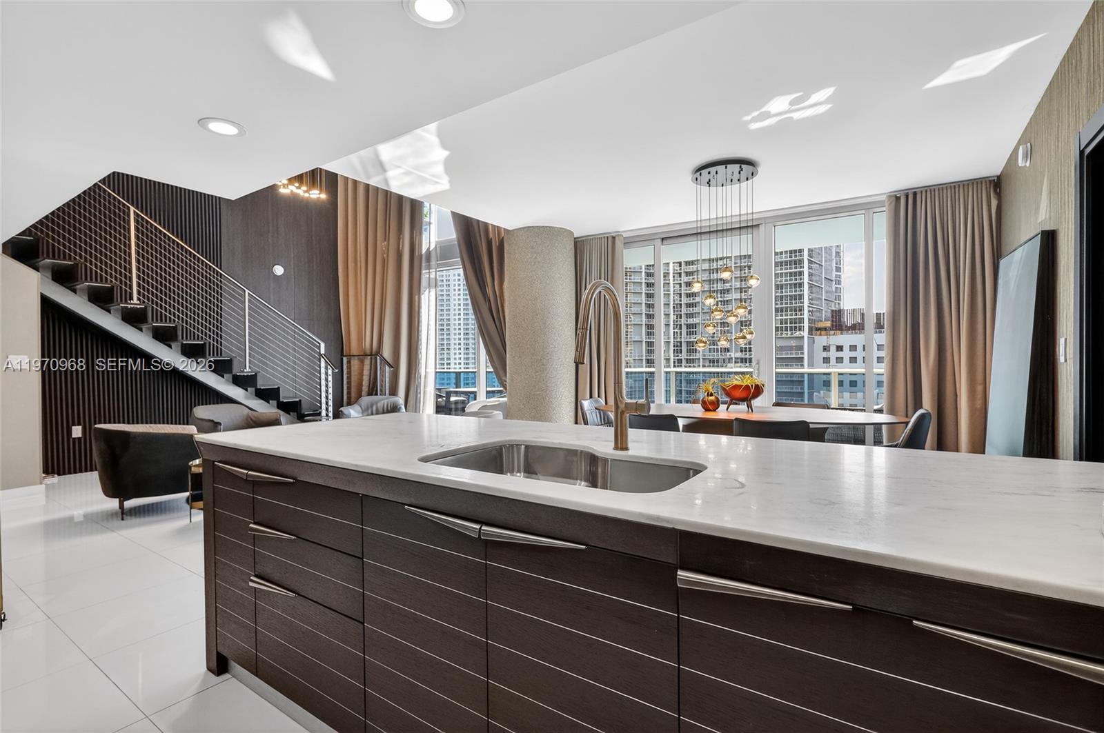 200 Biscayne Boulevard Way #1108, Miami FL 33131