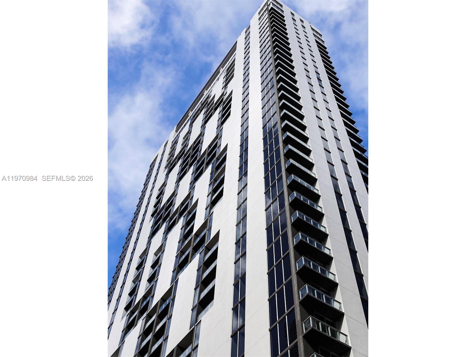 151 SE 1st St #1109, Miami FL 33131
