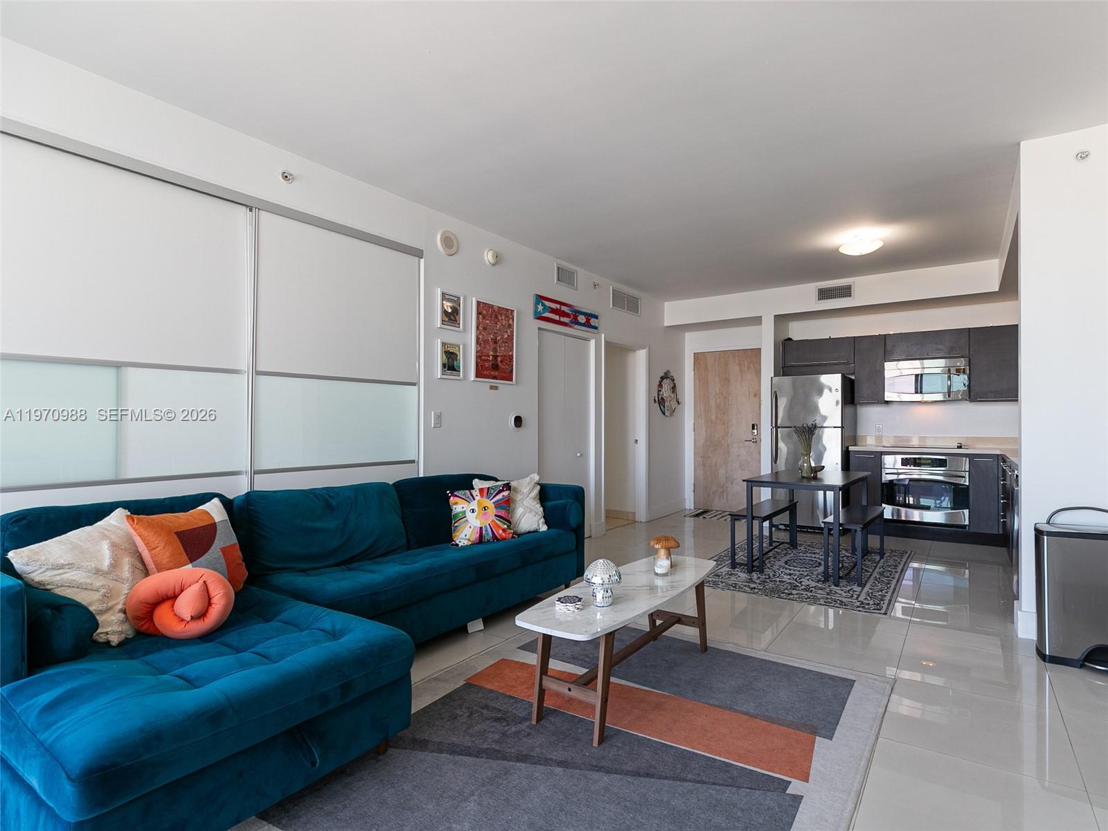 90 SW 3rd St #1611, Miami FL 33130