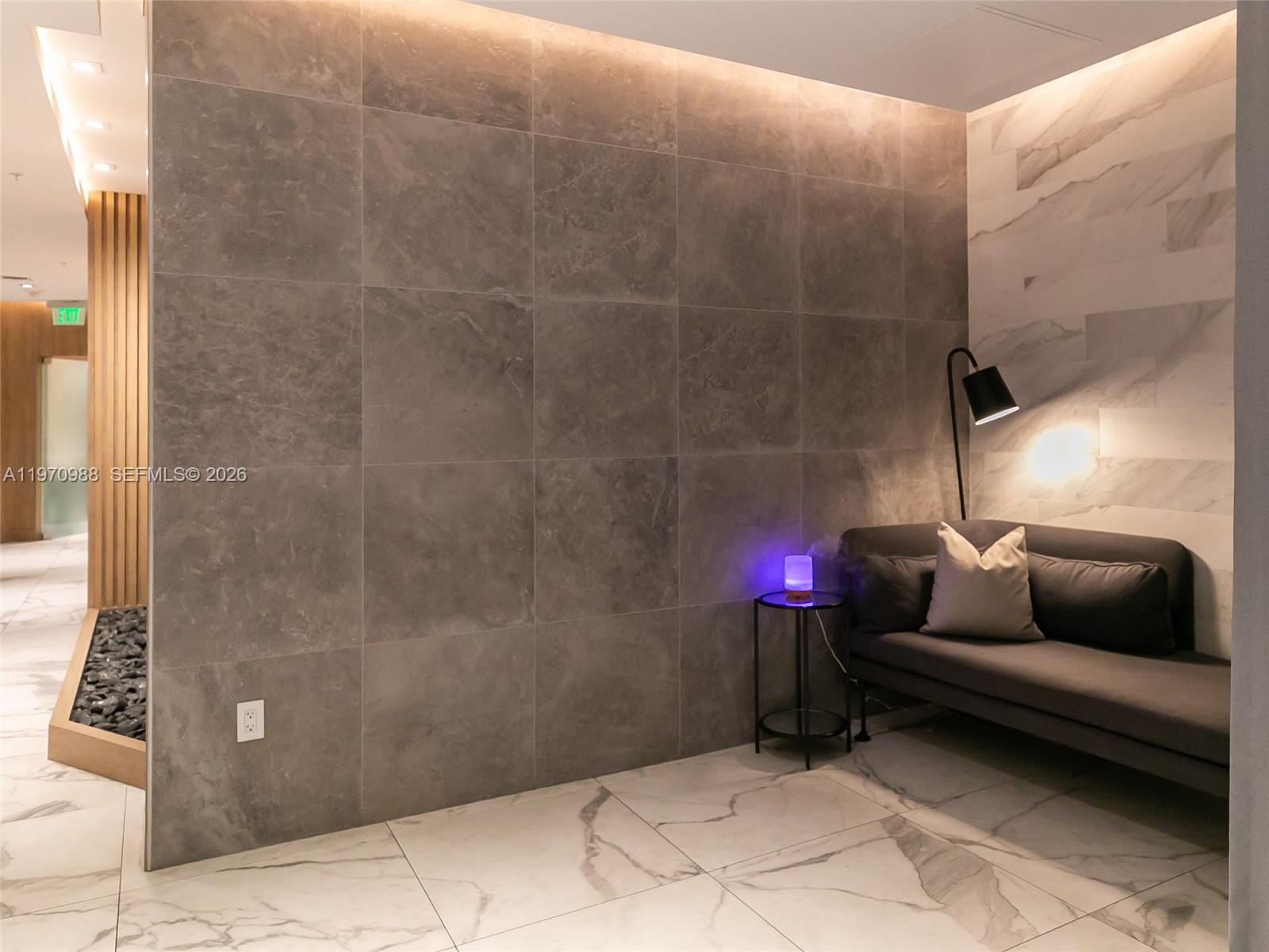 90 SW 3rd St #1611, Miami FL 33130