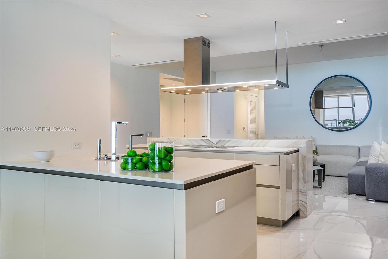 18501 Collins Ave #2003, Sunny Isles Beach FL 33160