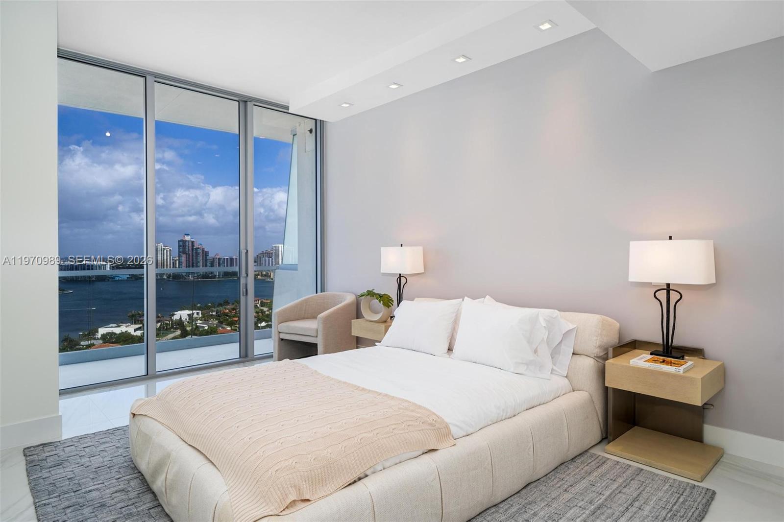 18501 Collins Ave #2003, Sunny Isles Beach FL 33160