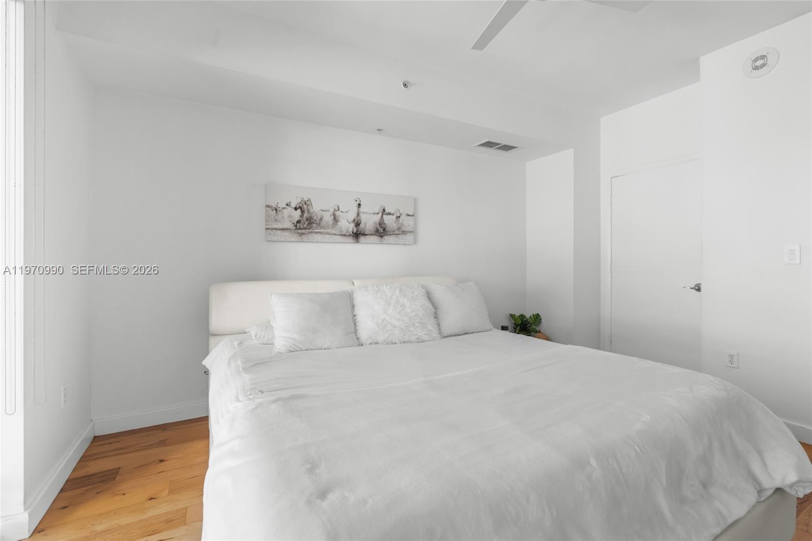 253 NE 2nd St #1007, Miami FL 33132