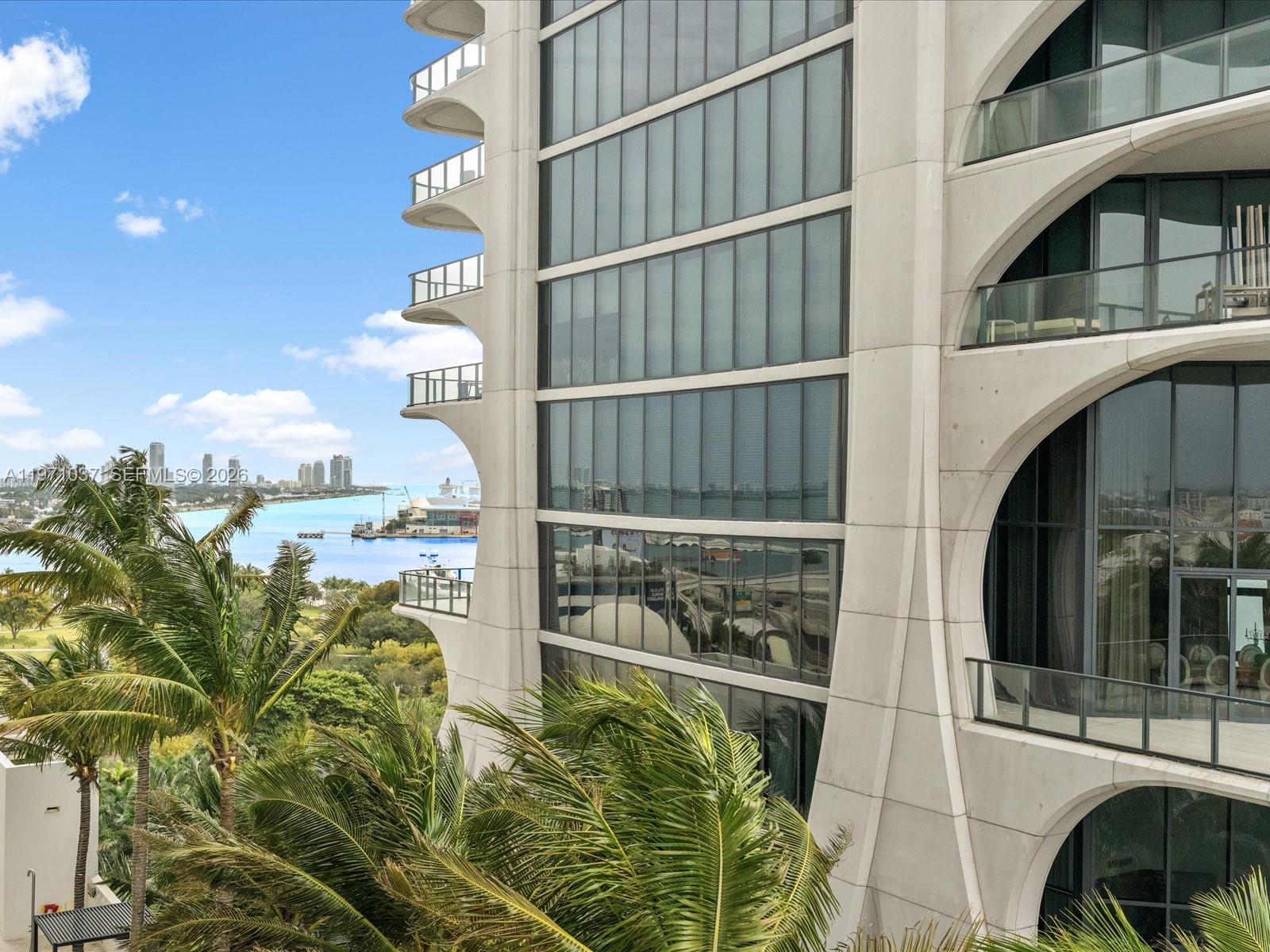 1040 Biscayne Blvd #1107, Miami FL 33132