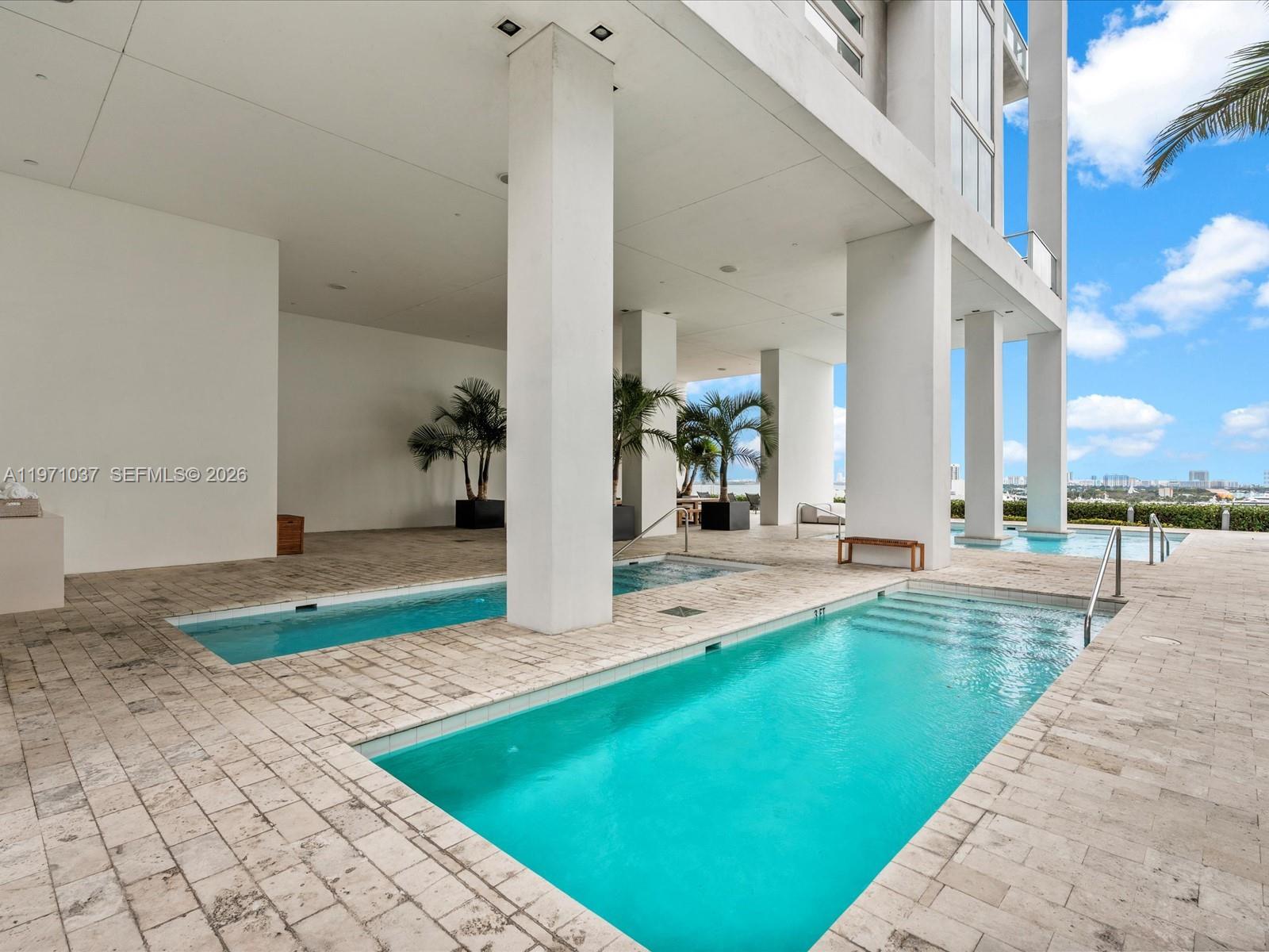 1040 Biscayne Blvd #1107, Miami FL 33132