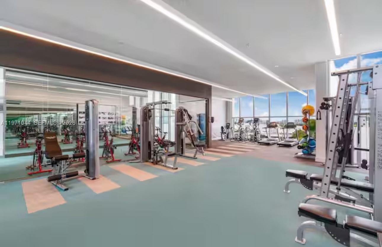 3900 Biscayne Blvd #S-402, Miami FL 33137